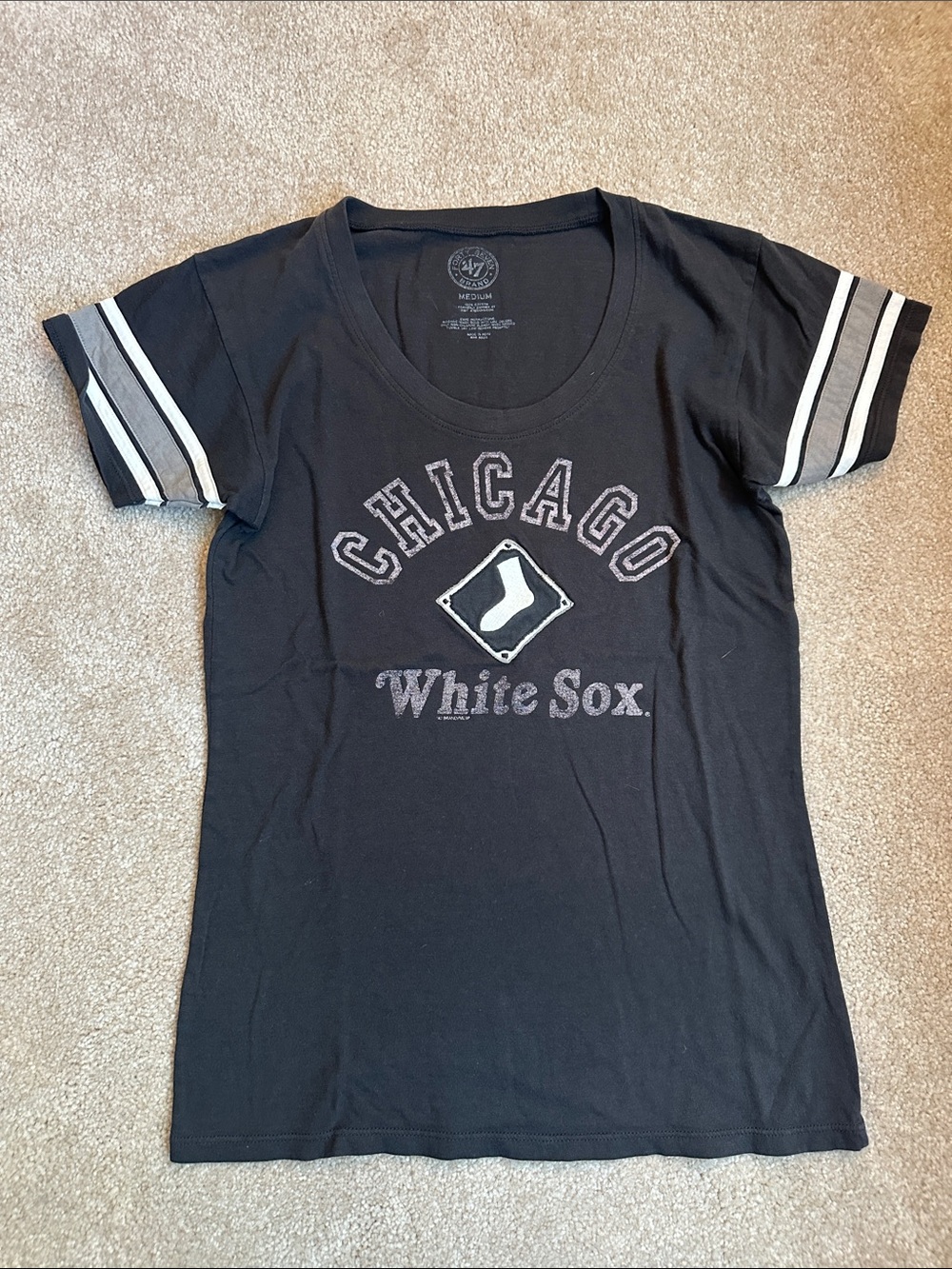 47 Women's Black Chicago White Sox Short Sleeve Tee